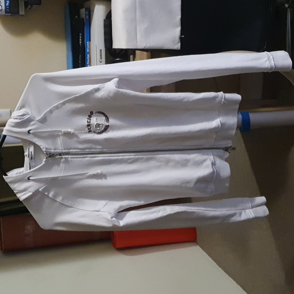 Worn once for like an hour its in brand new condition - Picture 3 of 3
